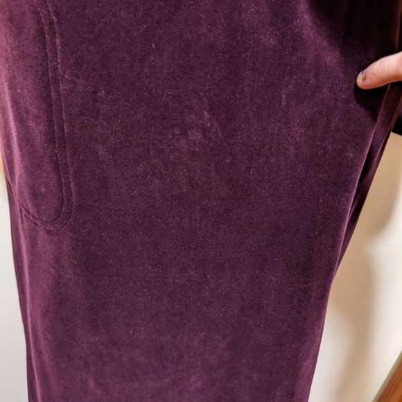 Diamond Tea Vintage Burgundy Red Velvet Velour Long Robe - Picture 9 of 9